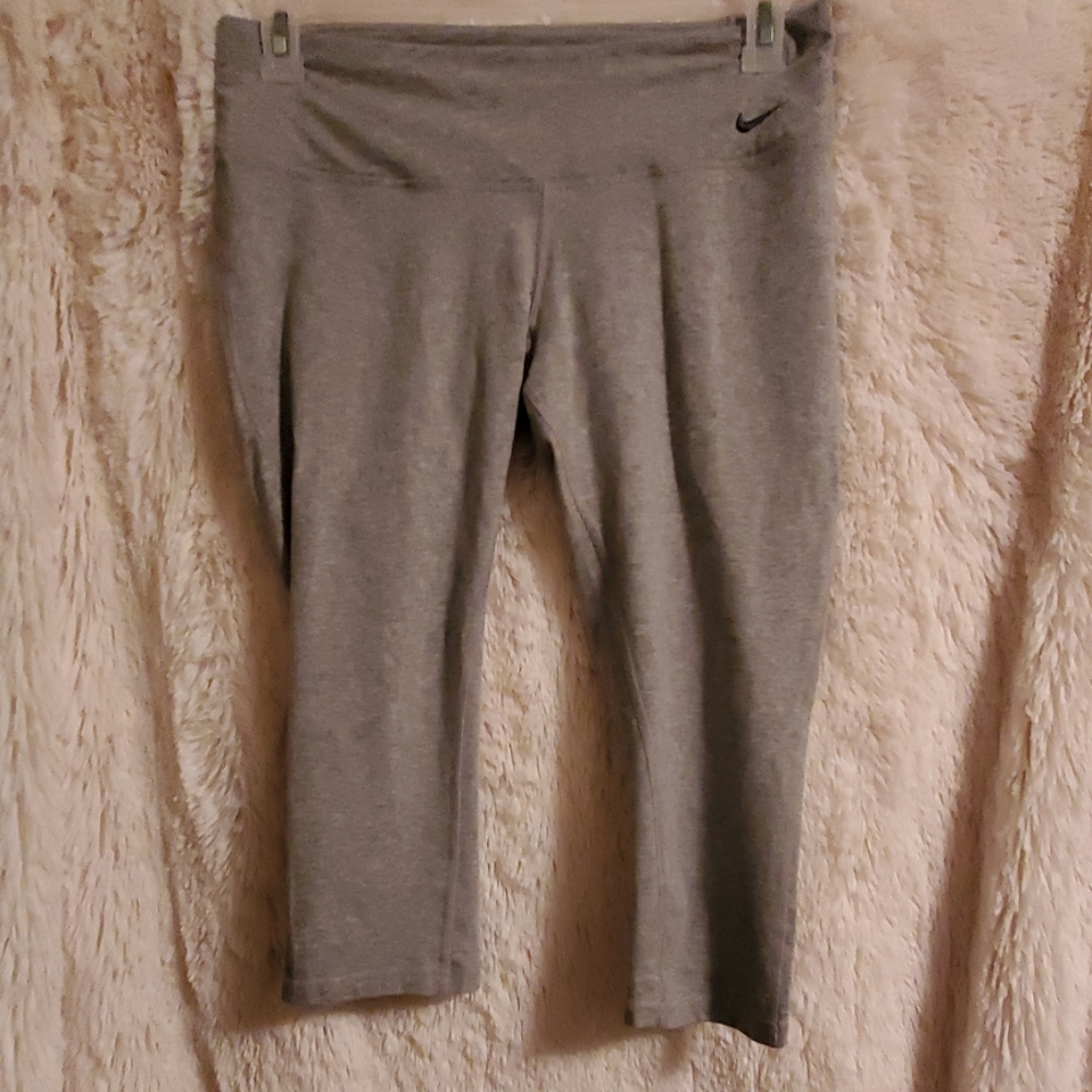 Nike Capri Length Leggings